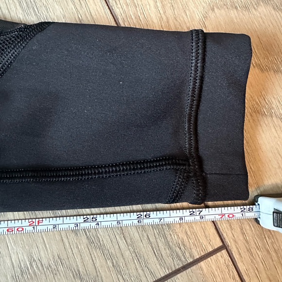 Lululemon Everlux and Mesh high rise tight legging size 2 length 28 inch - Picture 4 of 15